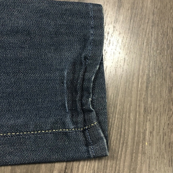 Levis Red Rare Denim Jeans Size 30 Measures 32x33 - Picture 8 of 8